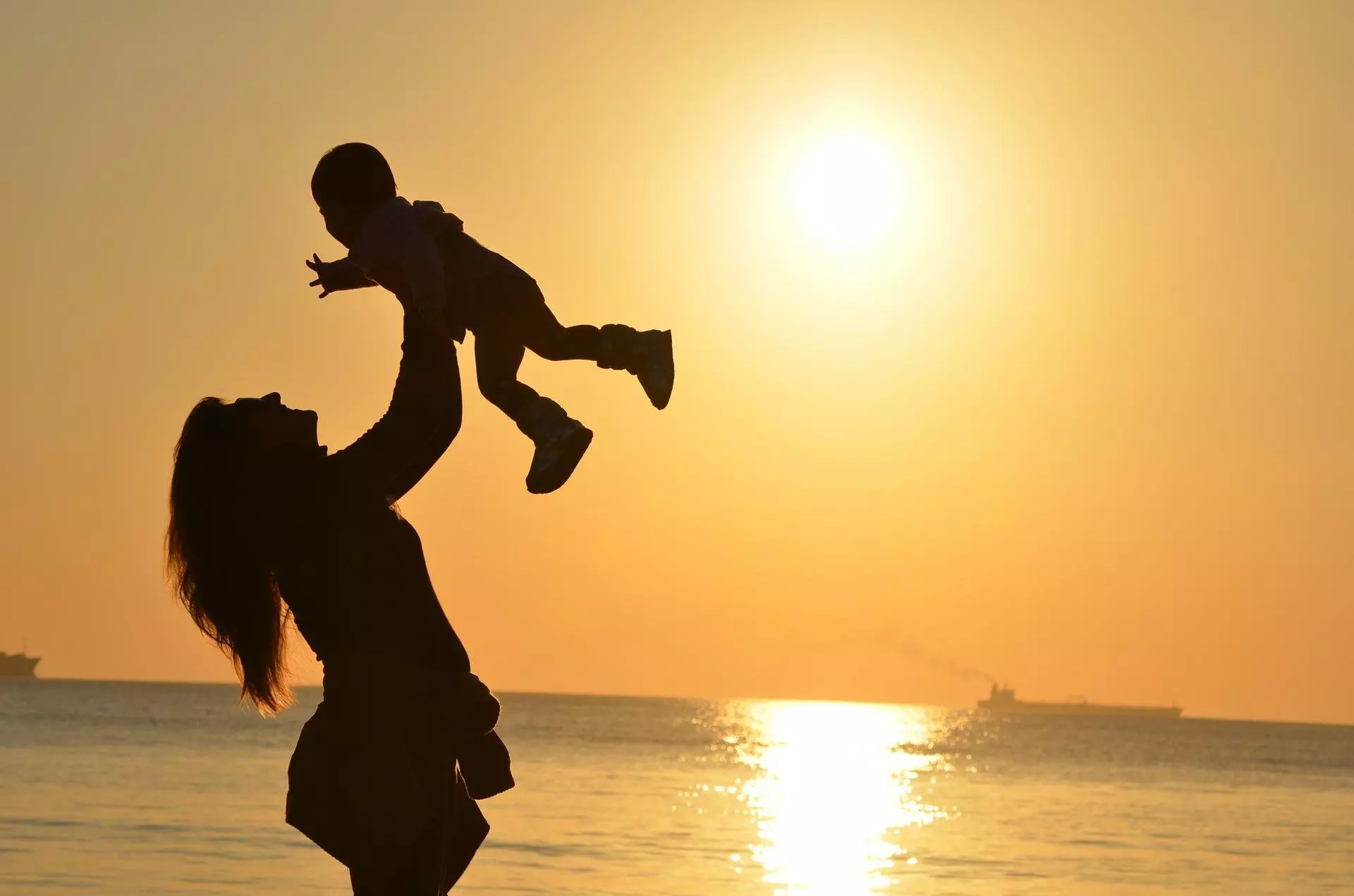 hijos adoptados herencias
